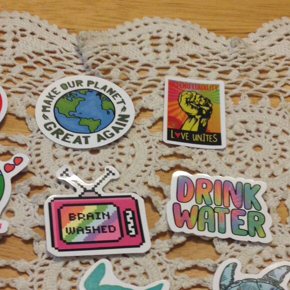 Stickers for cellphone, hydration bottles, etc. Activist - Picture 5 of 8